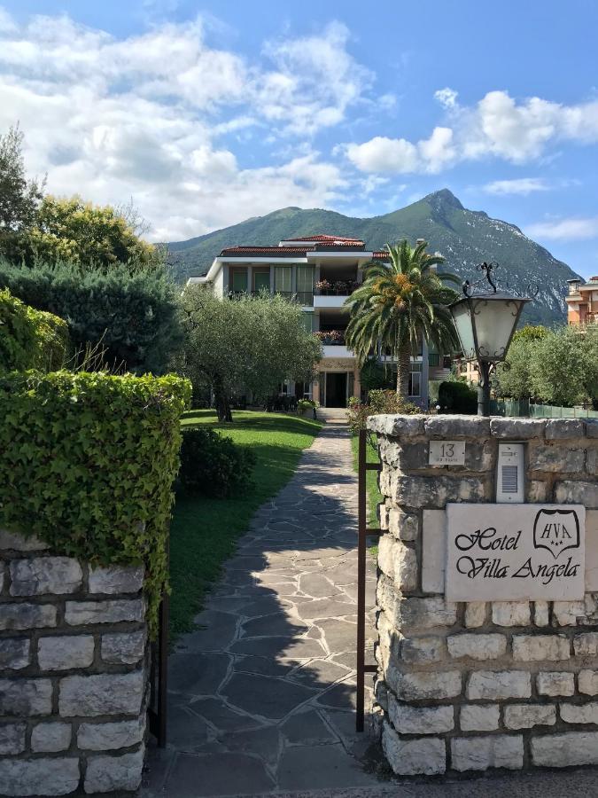 Albergo Villa Angela トスコラーノ・マデルノ エクステリア 写真
